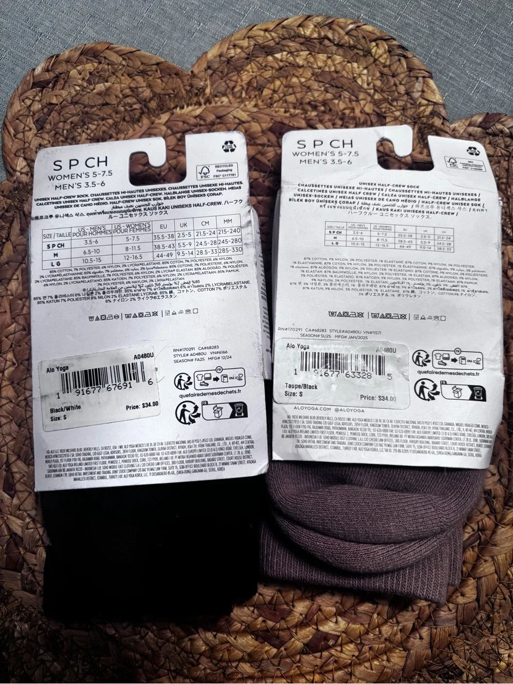 Alo Unisex Half-Crew Socks 2-Pack Black/White & Taupe/Black